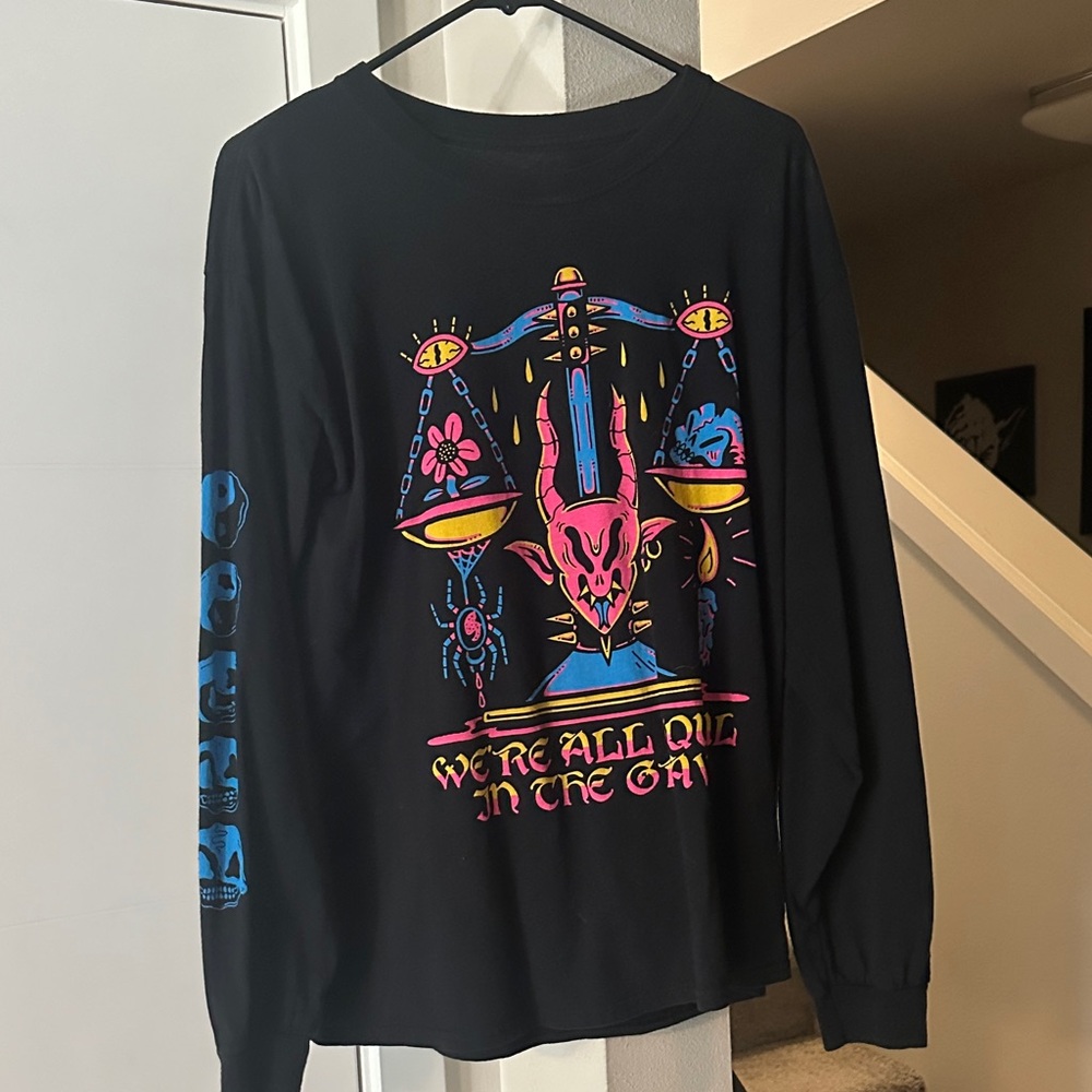 Black Graphic Long Sleeve Tee